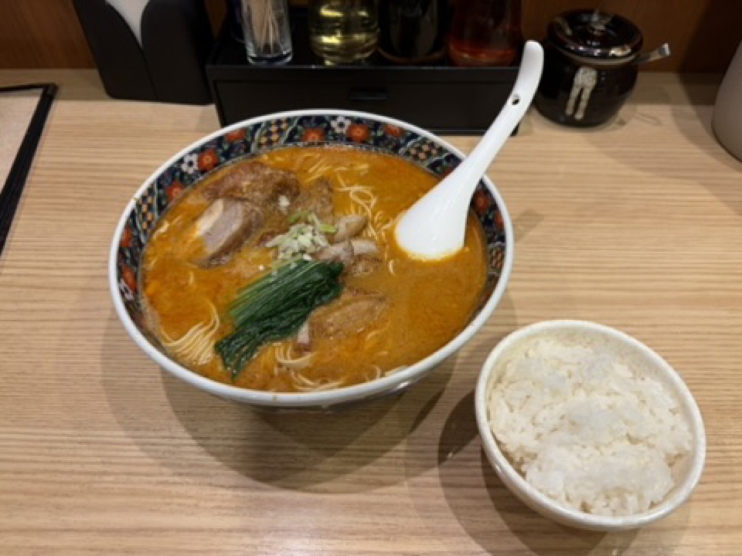 寿限無 担々麺 上野 パイコー担々麺