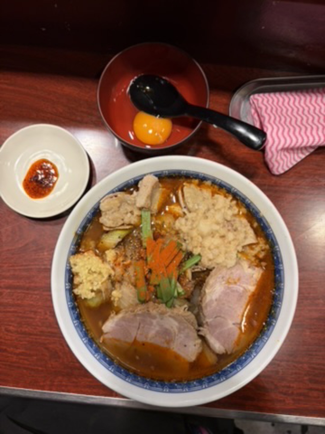 生卵と辛スタミナ中華